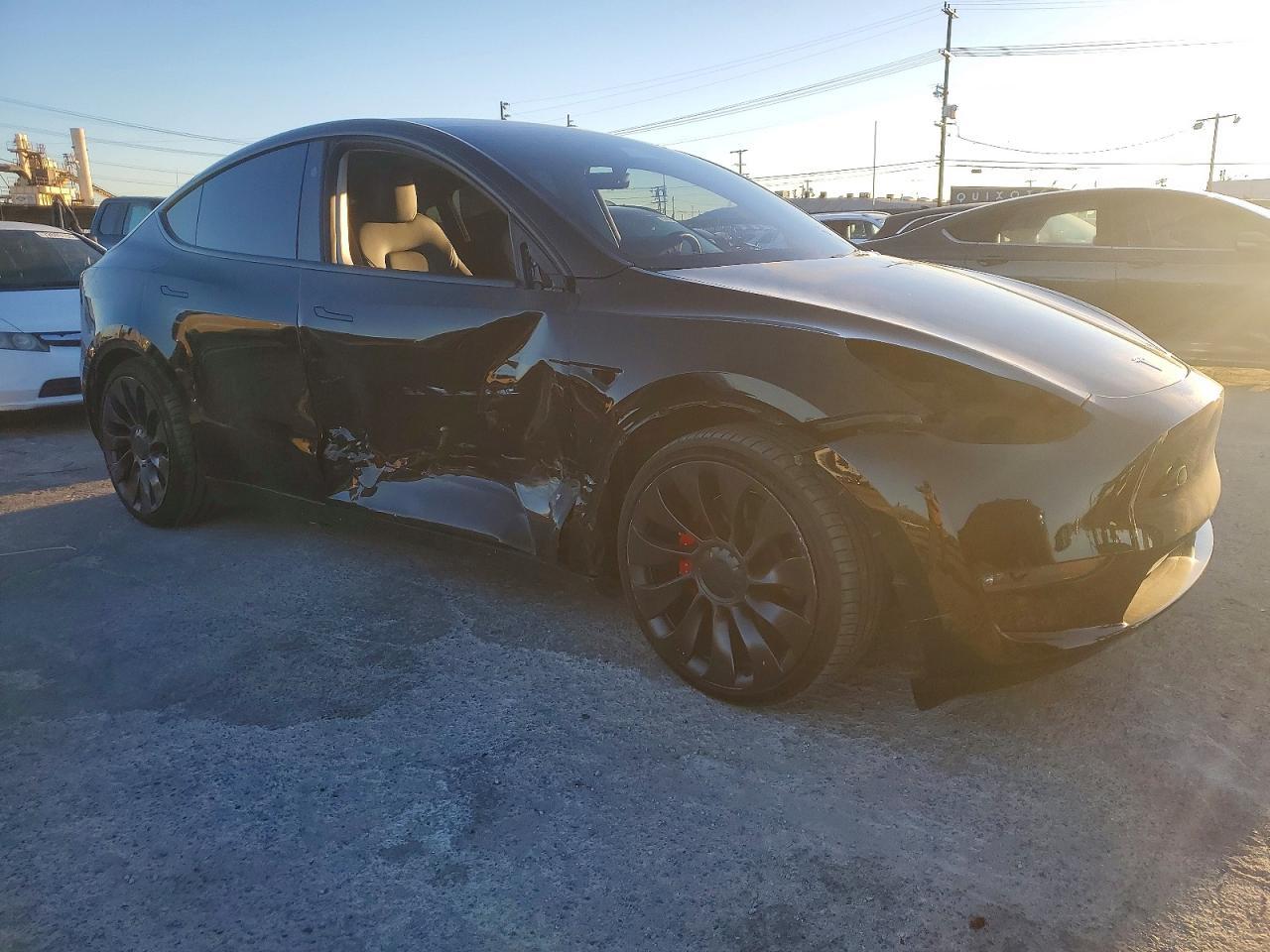 2023 TESLA MODEL Y