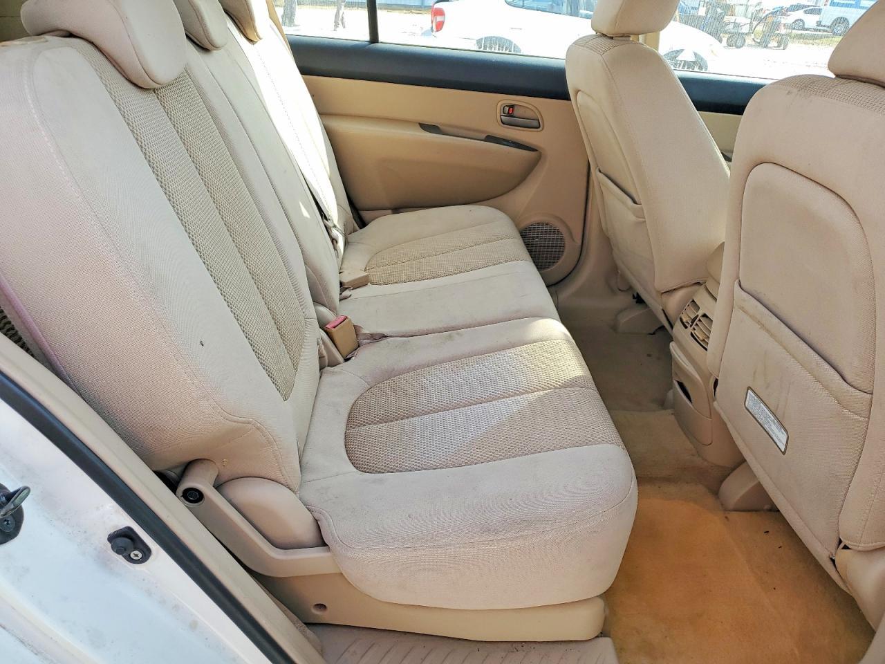 2007 KIA RONDO