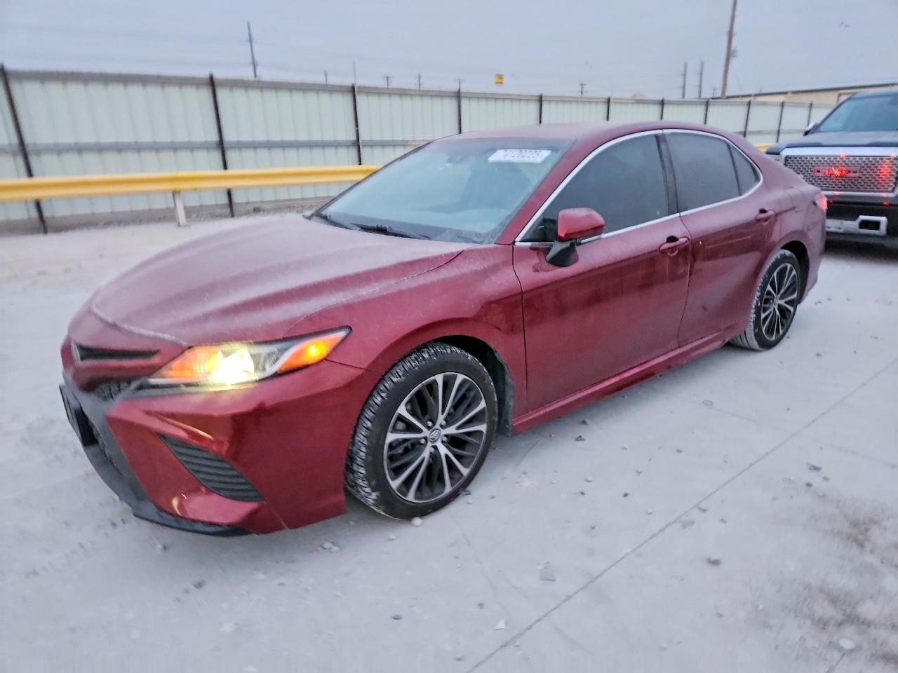 2018 TOYOTA CAMRY