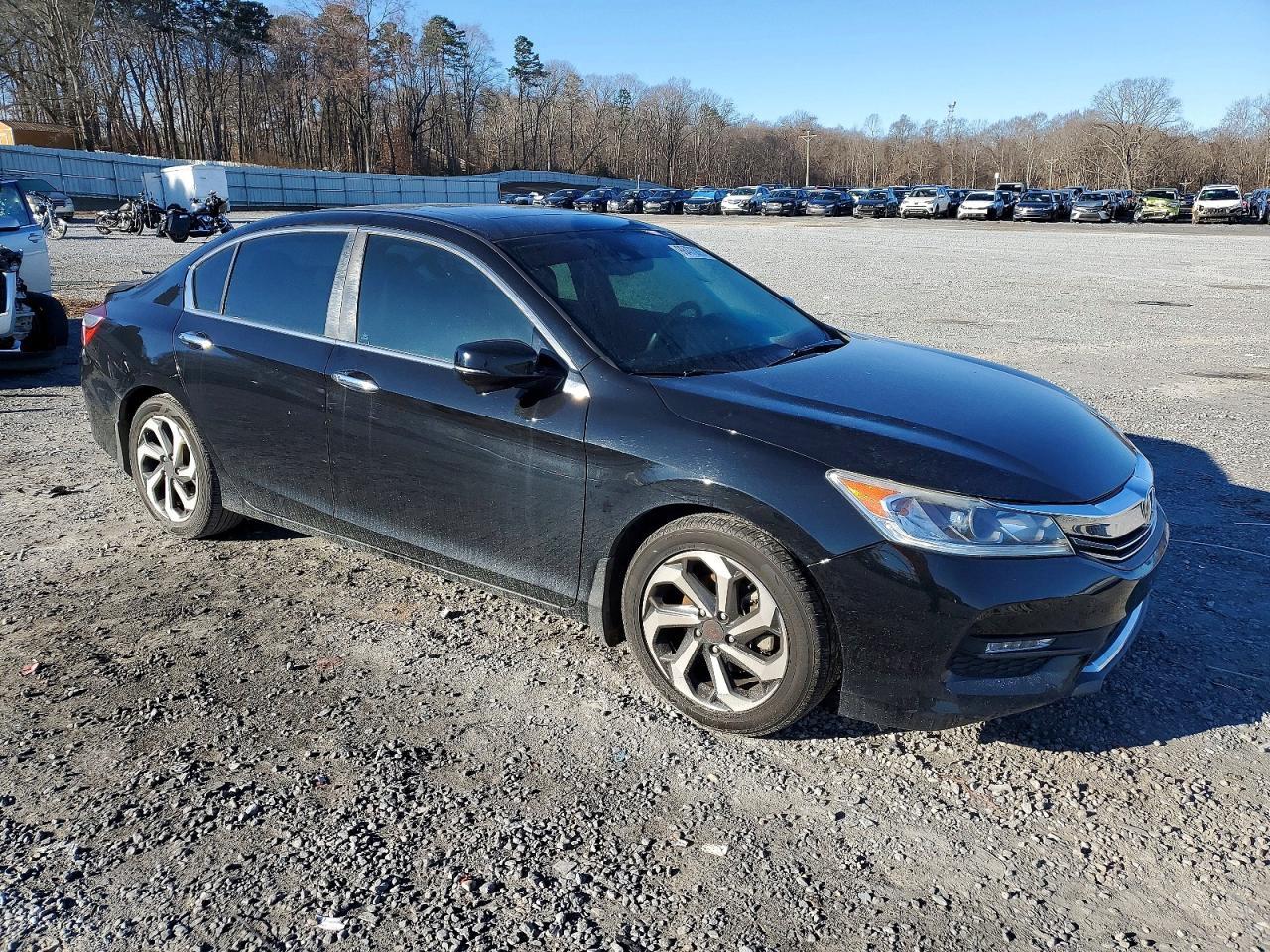 2017 HONDA ACCORD