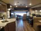 2021 FREIGHTLINER Chassis