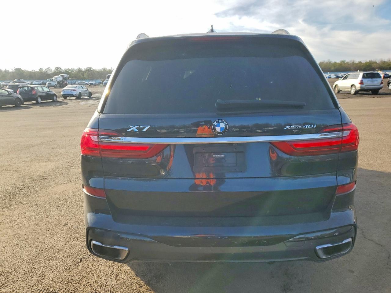 2021 BMW X7