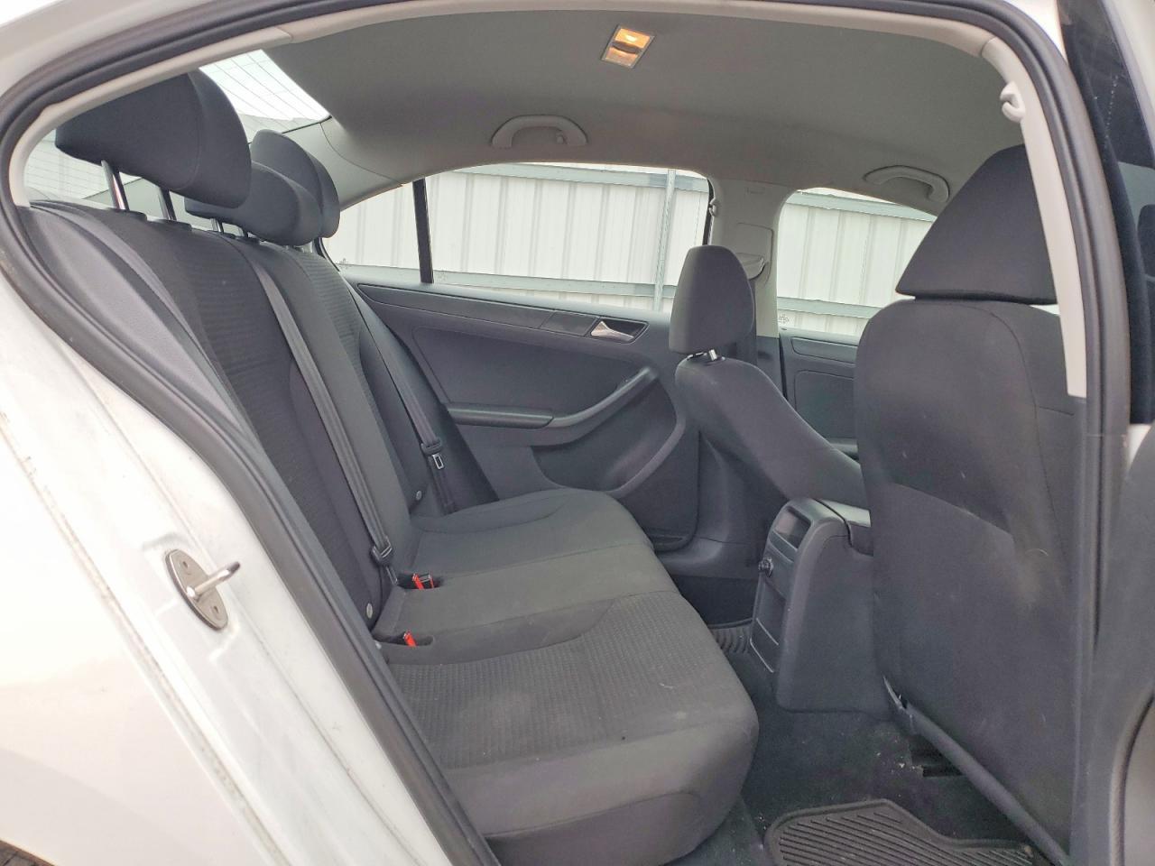 2015 VOLKSWAGEN JETTA