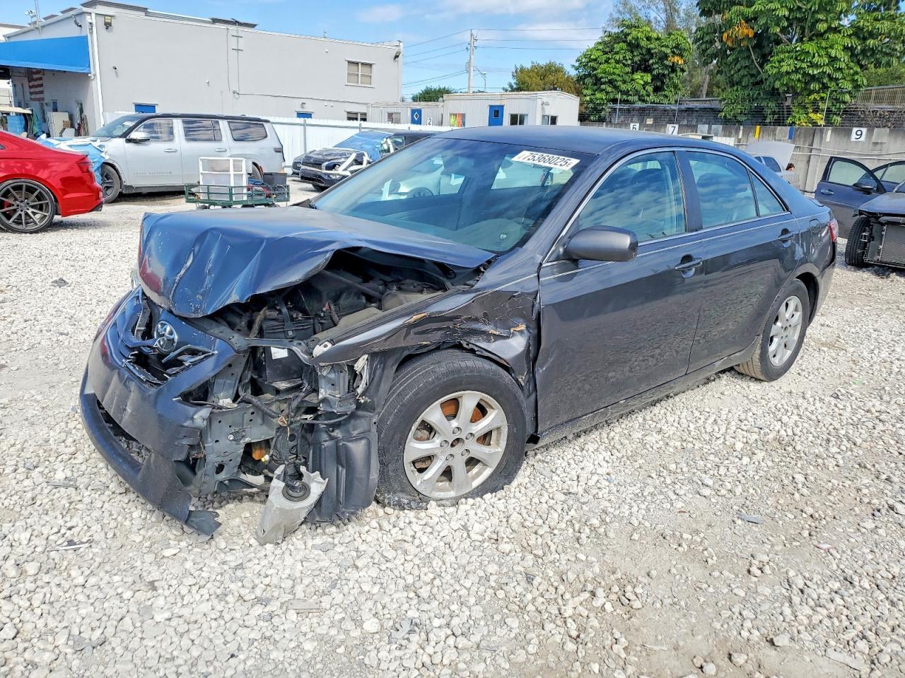 2011 TOYOTA CAMRY