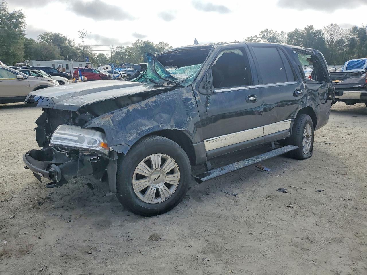 2014 LINCOLN Navigator