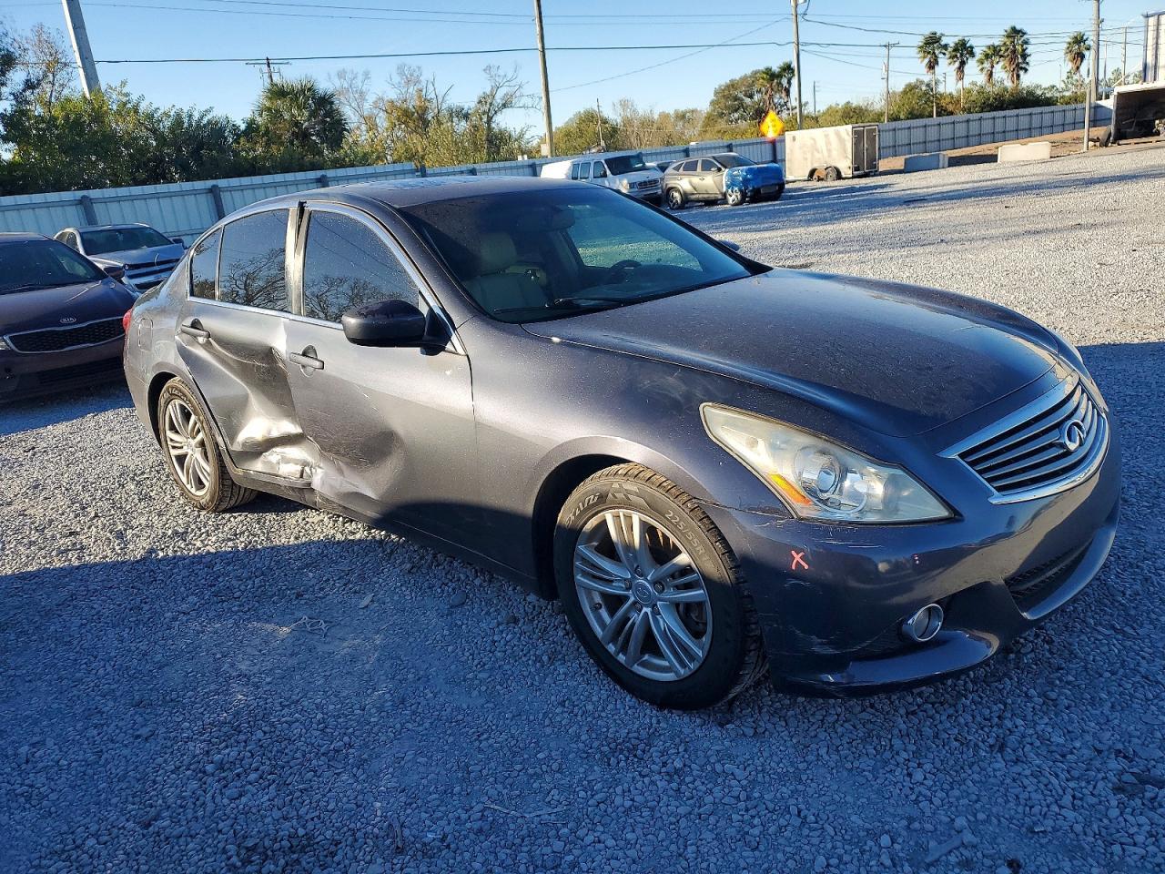 2012 INFINITI G37