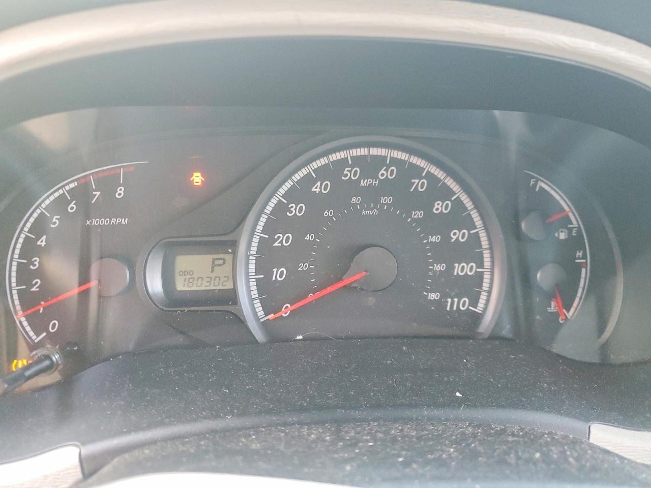 2011 TOYOTA SIENNA