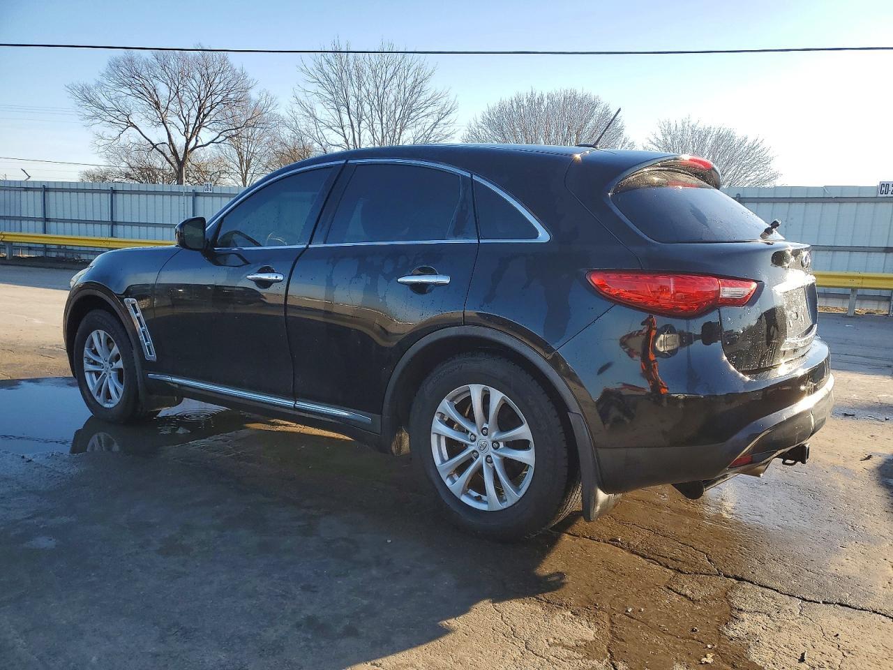 2012 INFINITI FX35