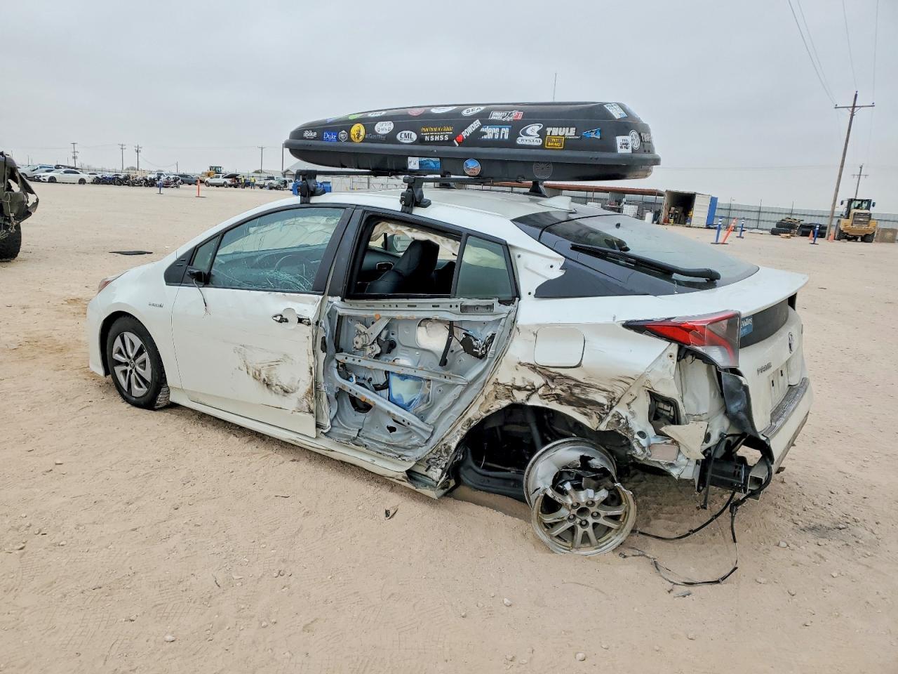 2016 TOYOTA PRIUS