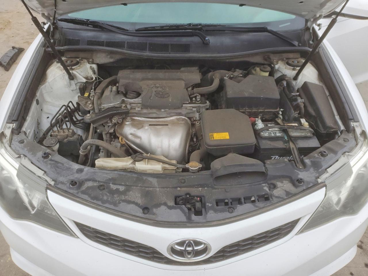 2014 TOYOTA CAMRY