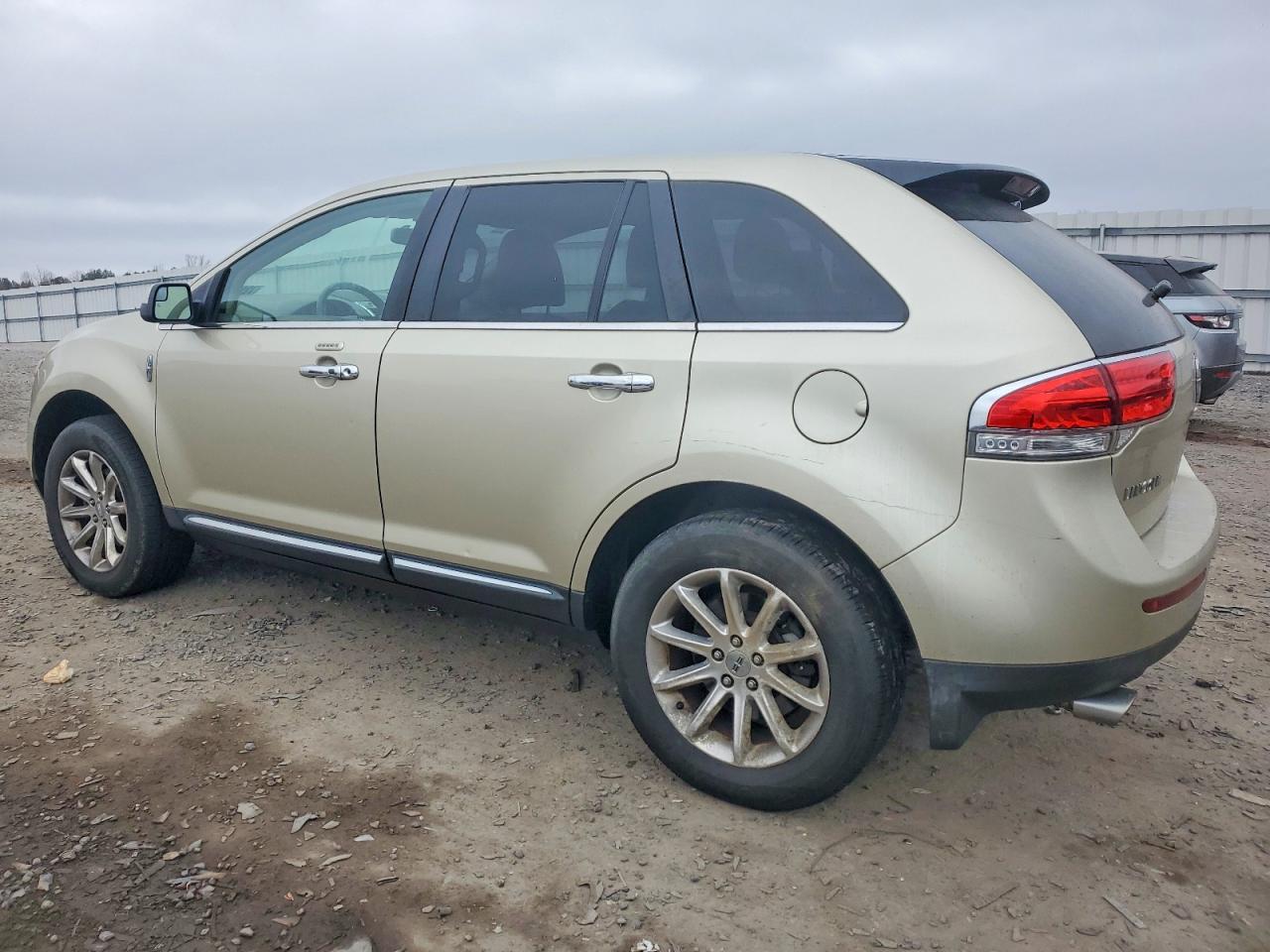 2011 LINCOLN MKX