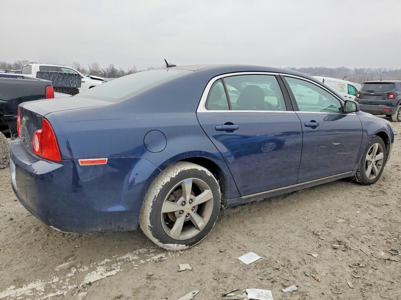 2011 CHEVROLET MALIBU
