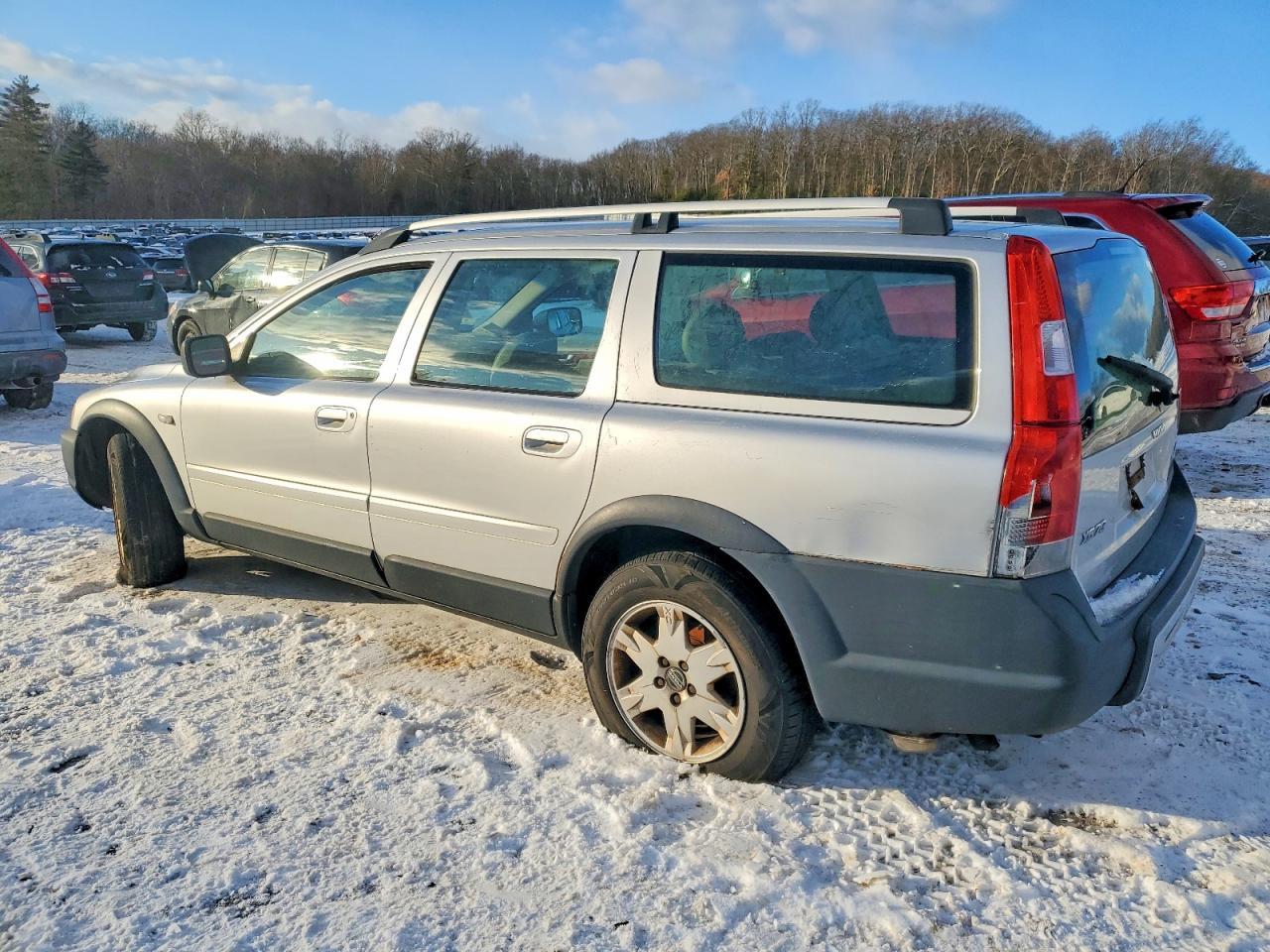 2005 VOLVO XC70