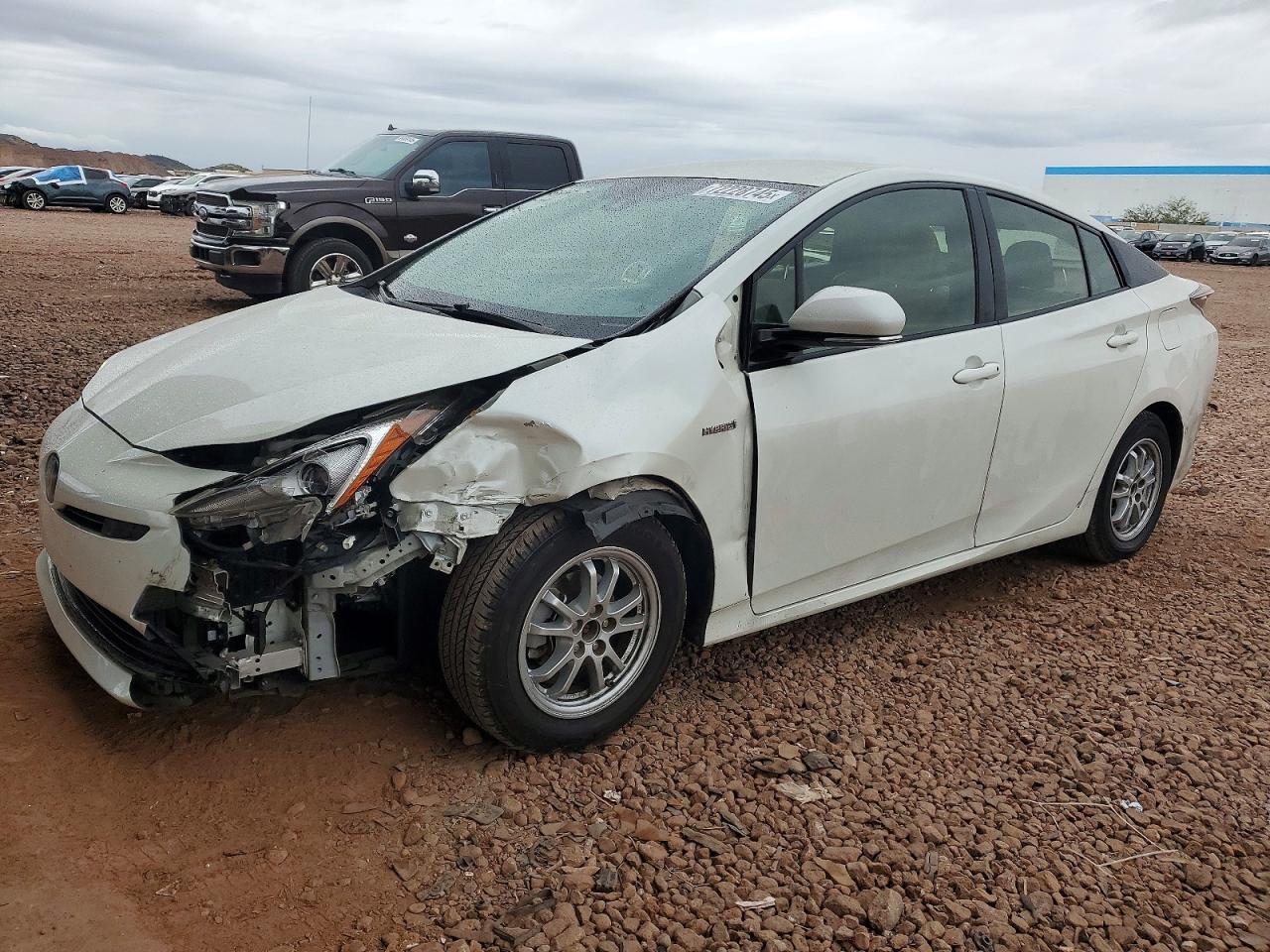 2017 TOYOTA PRIUS