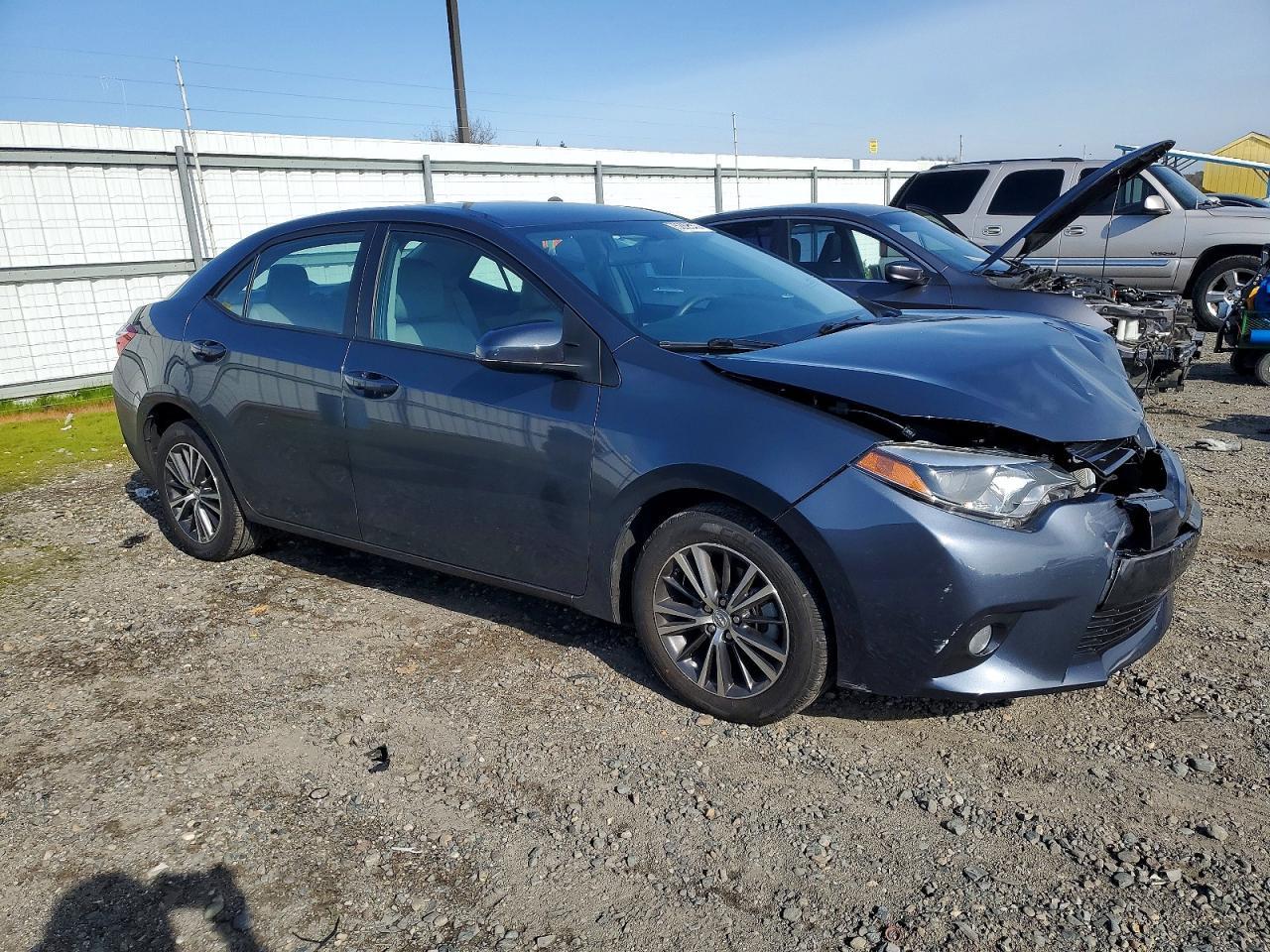 2016 TOYOTA COROLLA