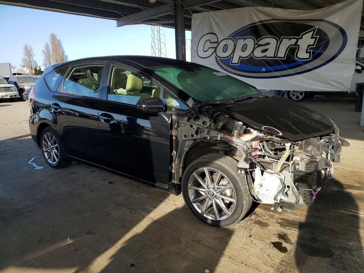 2017 TOYOTA PRIUS V