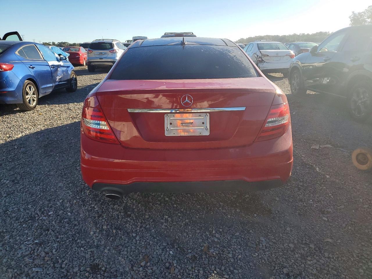 2015 MERCEDES-BENZ C-CLASS