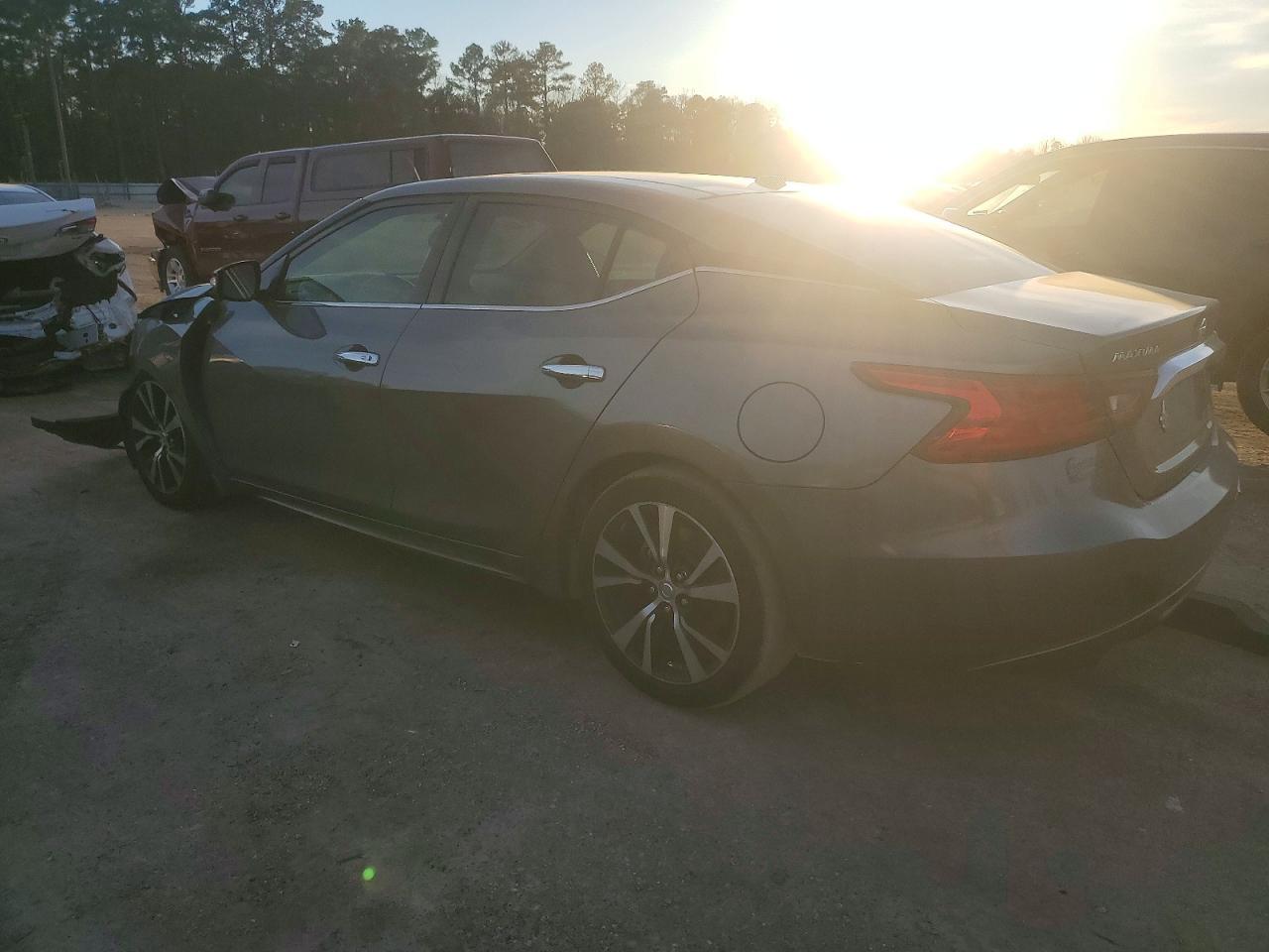 2018 NISSAN Maxima