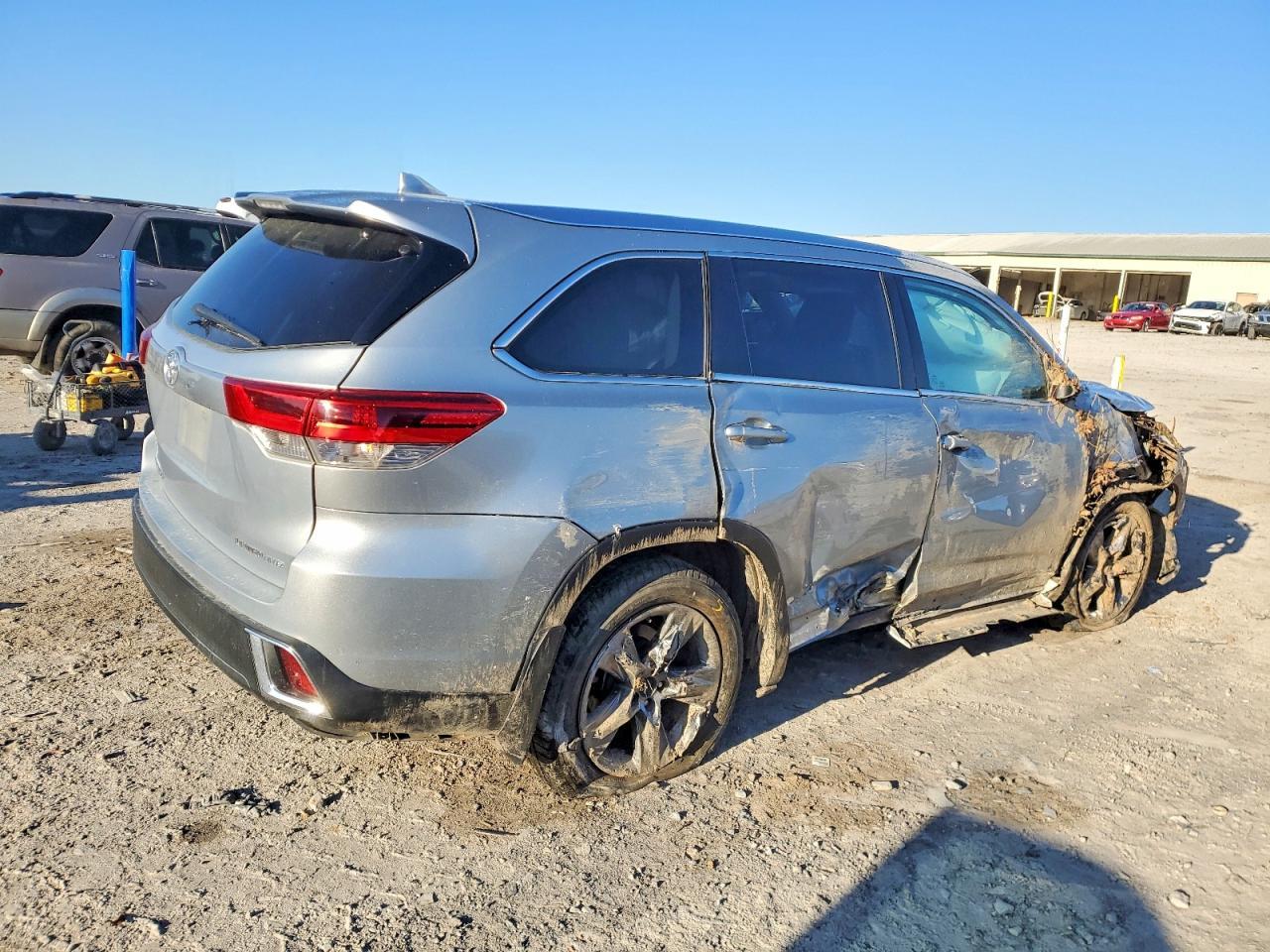 2019 TOYOTA HIGHLANDER