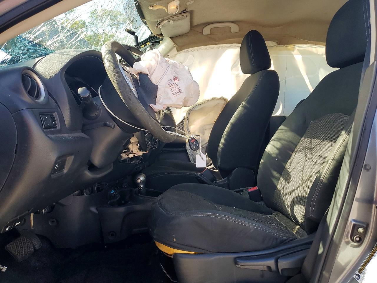 2018 NISSAN VERSA
