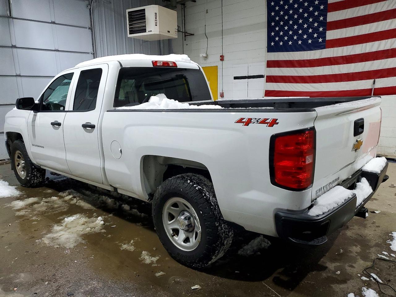 2018 CHEVROLET Silverado