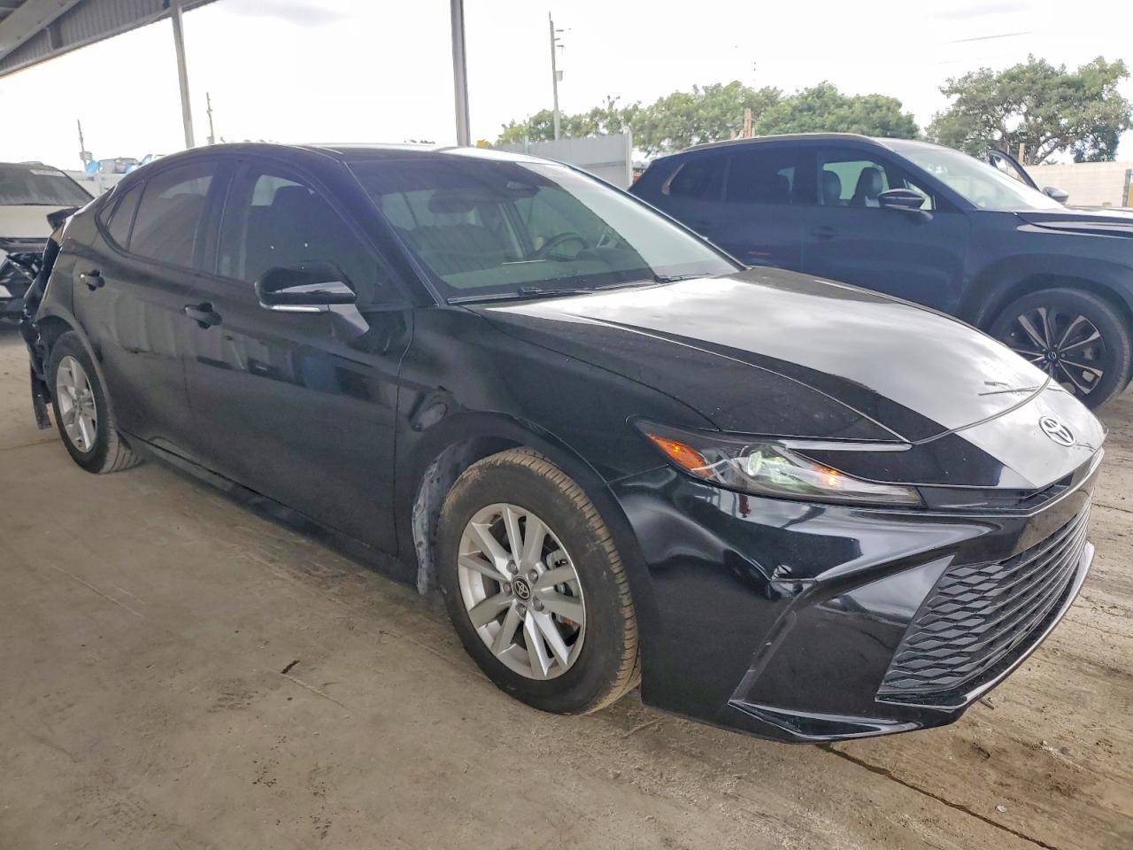 2025 TOYOTA CAMRY