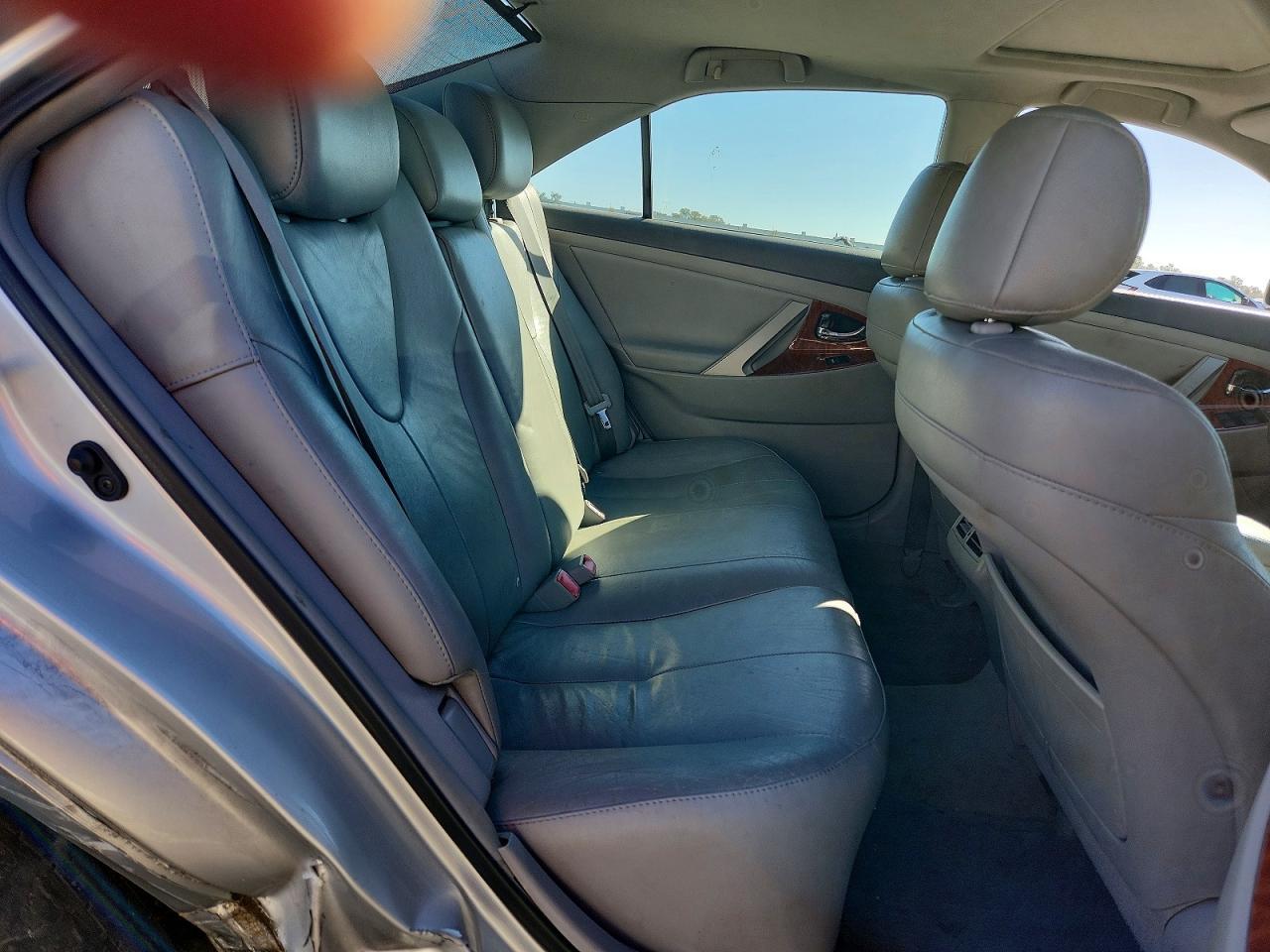 2011 TOYOTA CAMRY