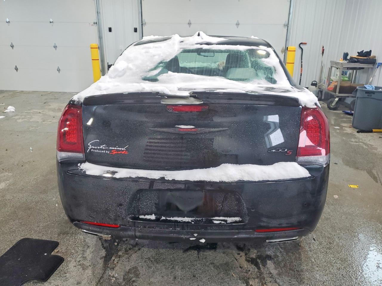 2021 CHRYSLER 300