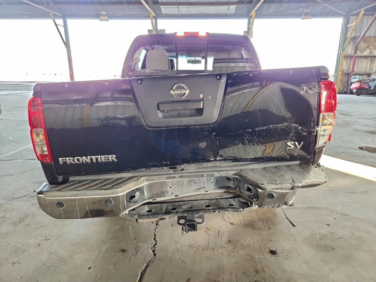 2015 NISSAN Frontier