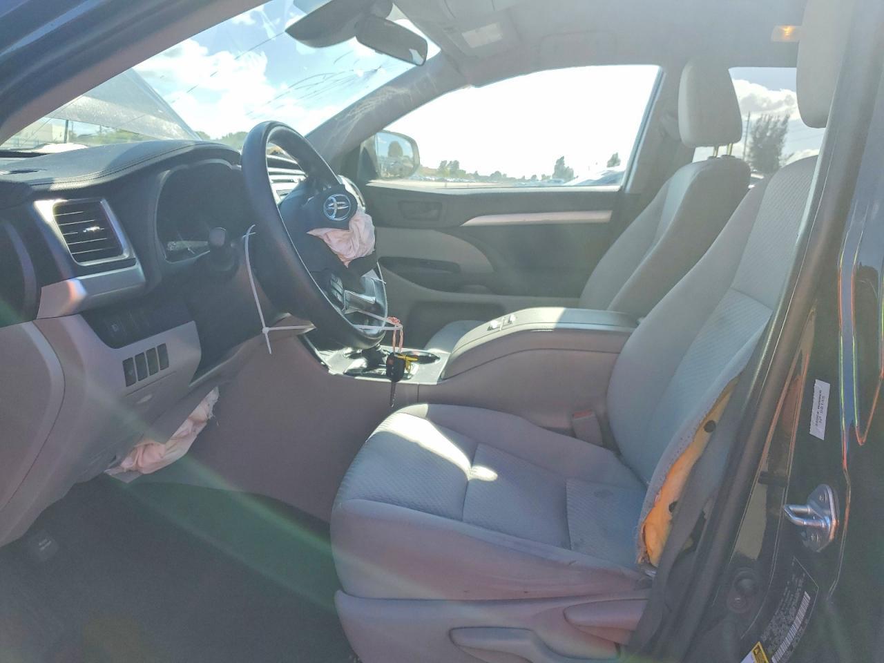2019 TOYOTA HIGHLANDER