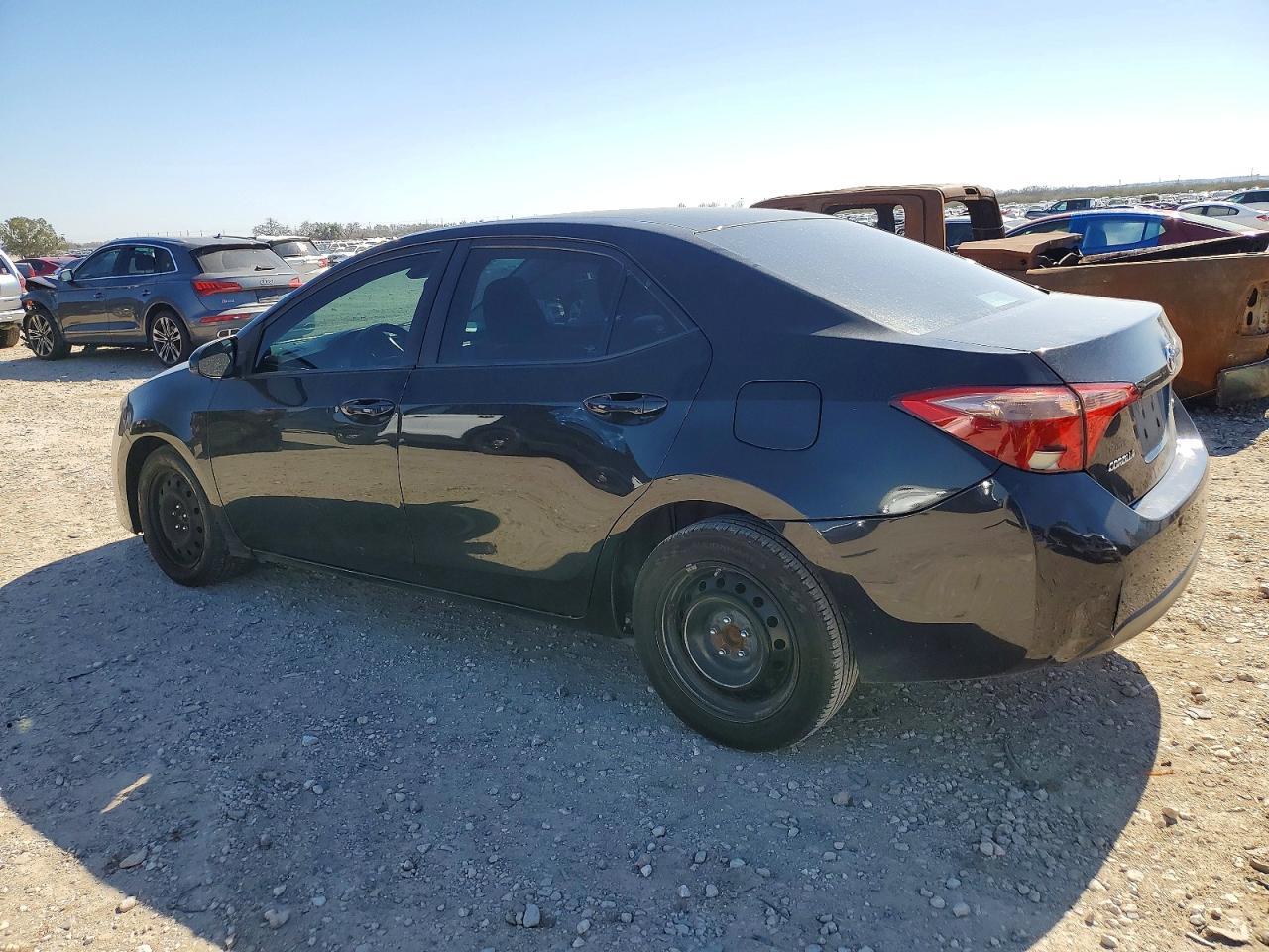 2018 TOYOTA COROLLA