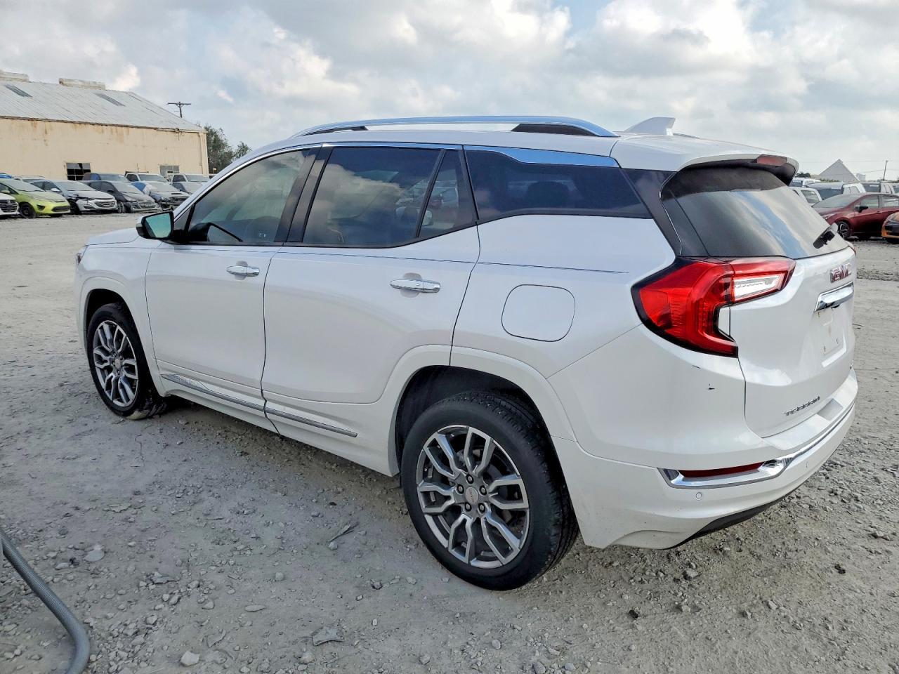 2023 GMC Terrain