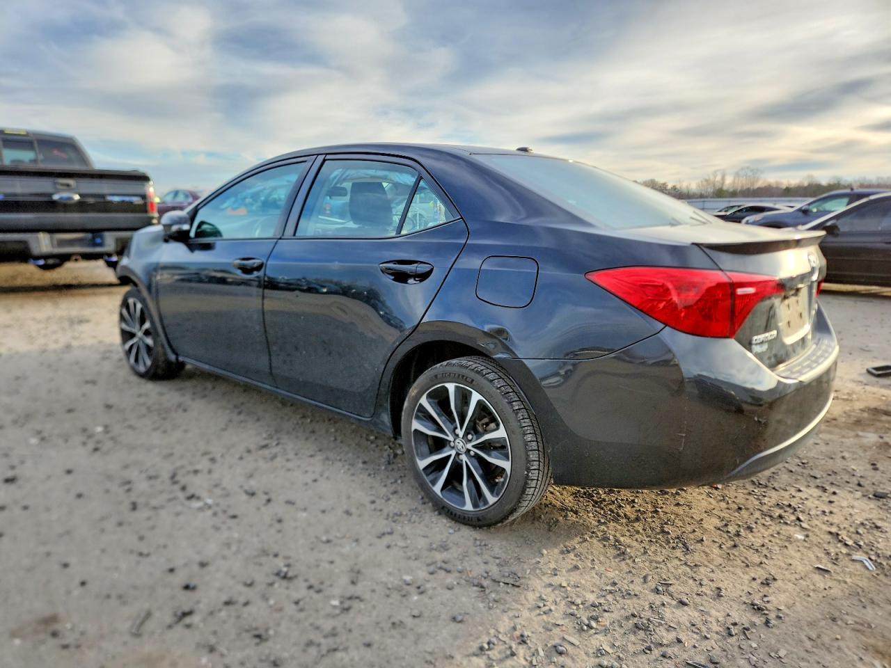 2017 TOYOTA COROLLA
