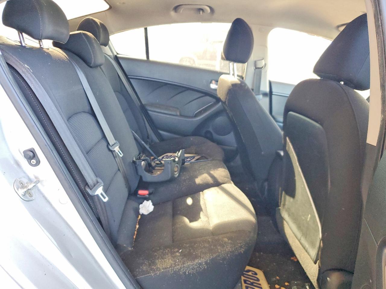 2017 KIA FORTE