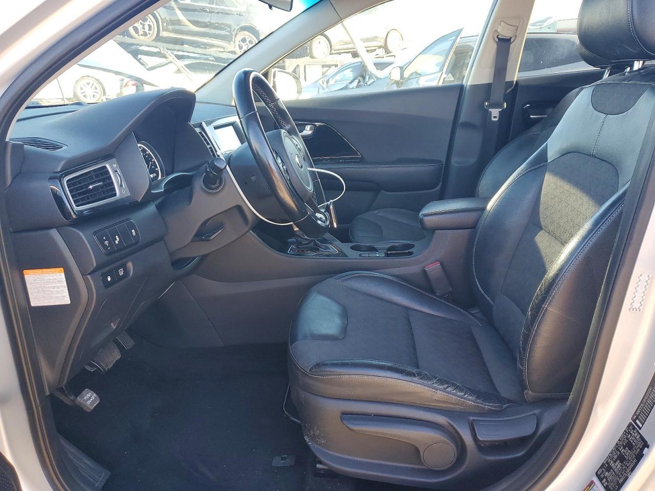 2017 KIA Niro