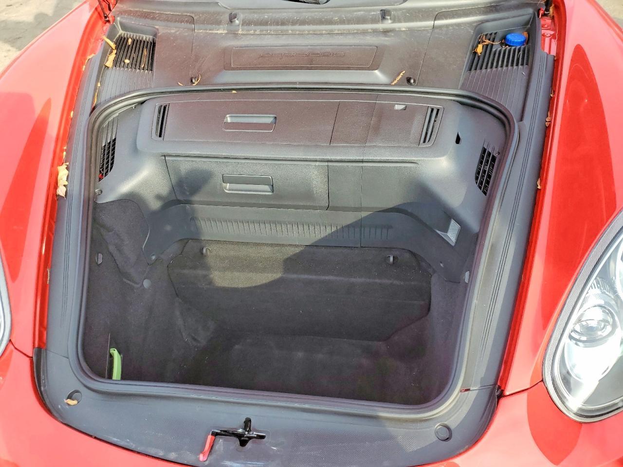 2011 PORSCHE Cayman