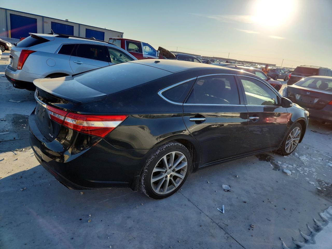 2014 TOYOTA Avalon
