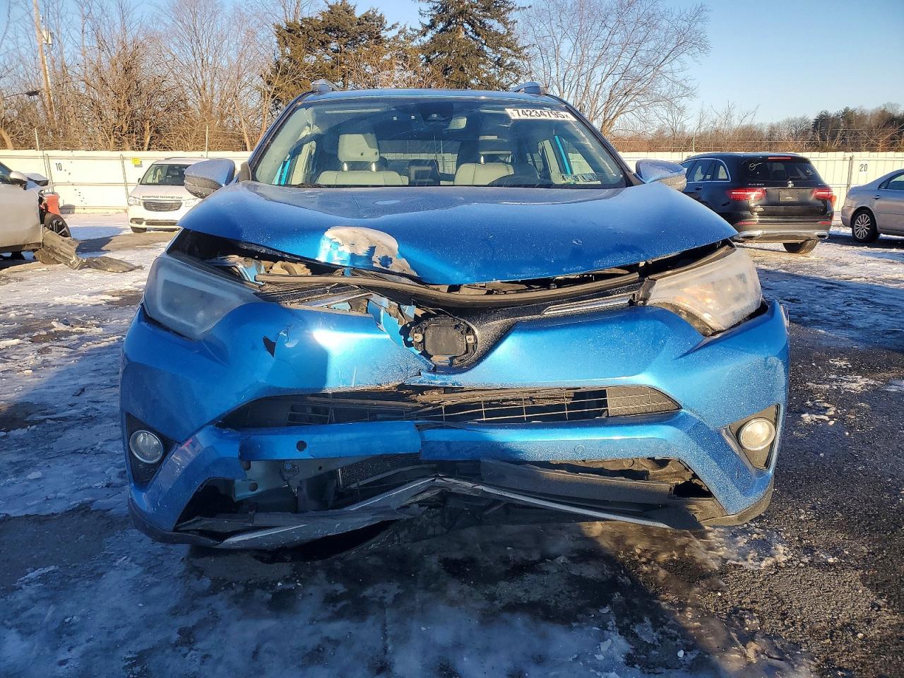 2017 TOYOTA RAV4