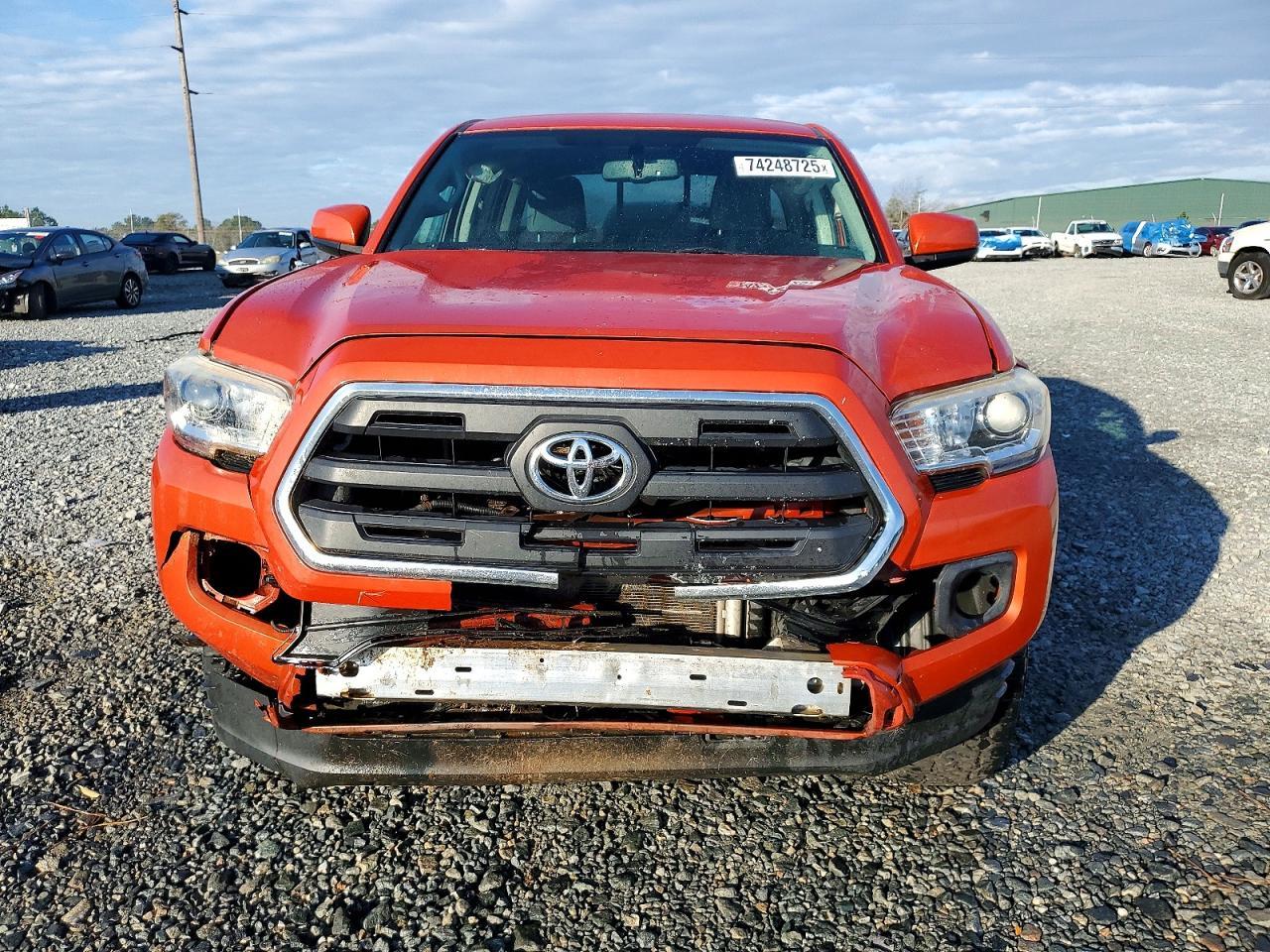 2017 TOYOTA TACOMA