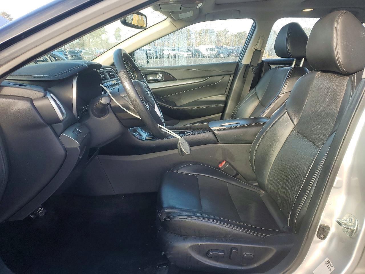2019 NISSAN Maxima