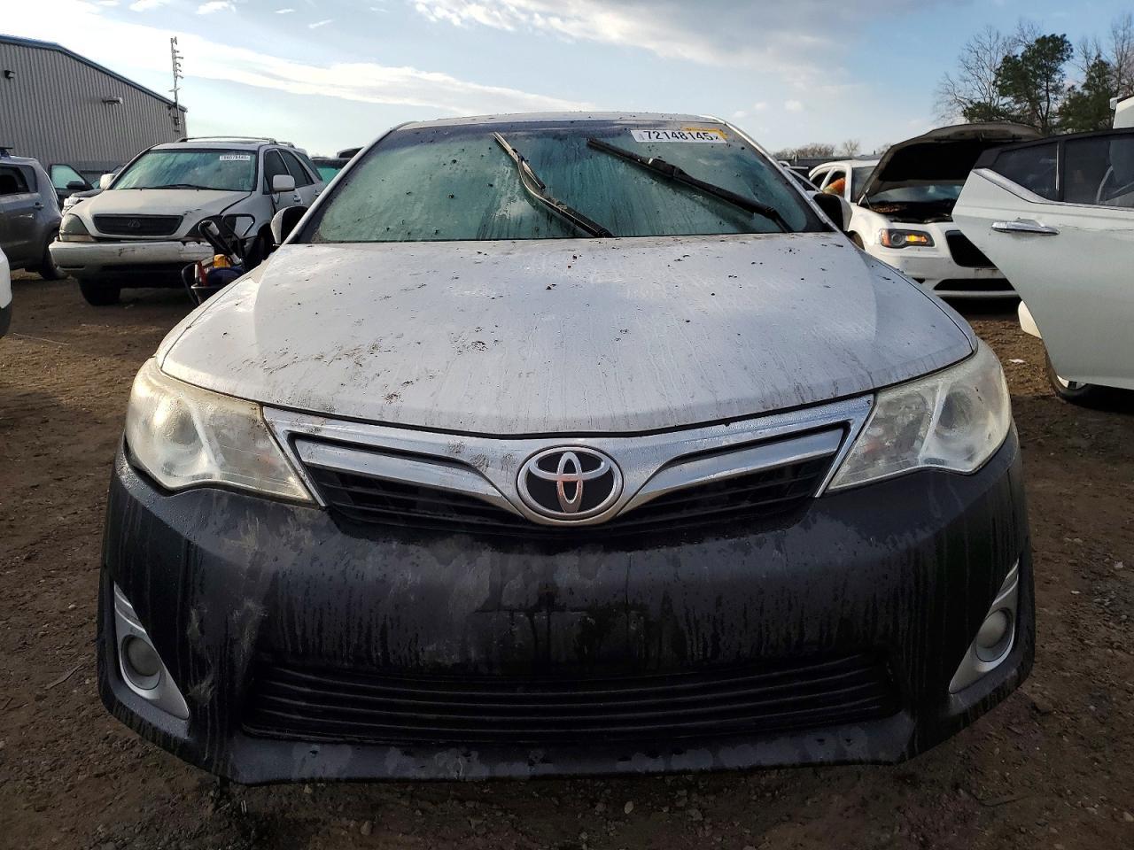 2014 TOYOTA CAMRY