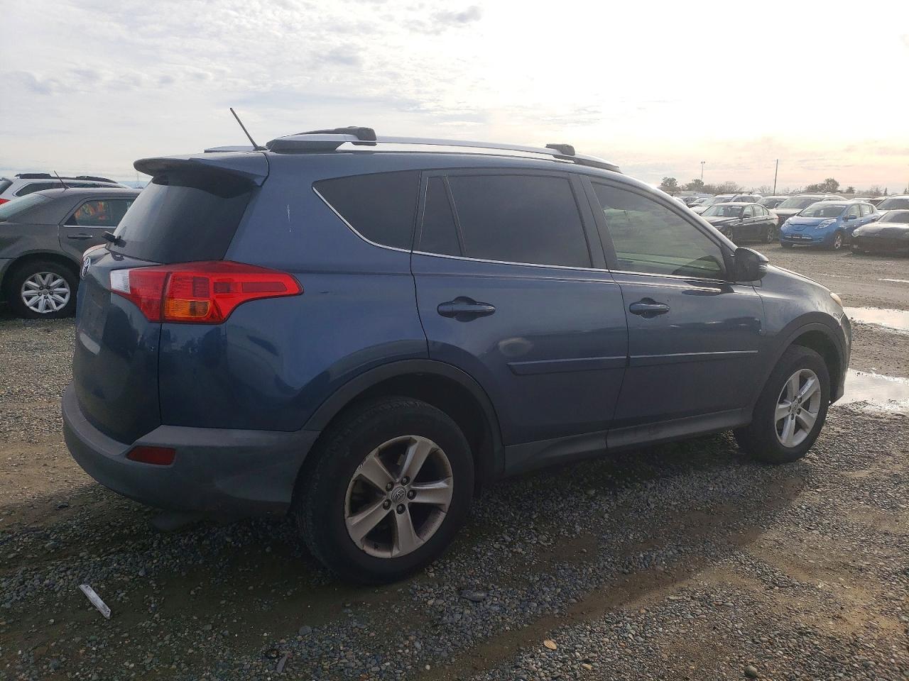 2013 TOYOTA RAV4