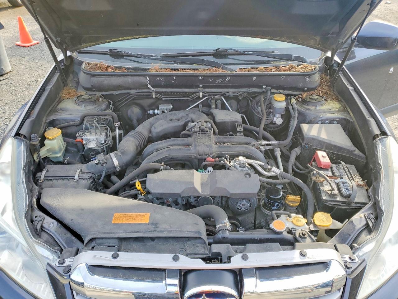 2013 SUBARU Outback