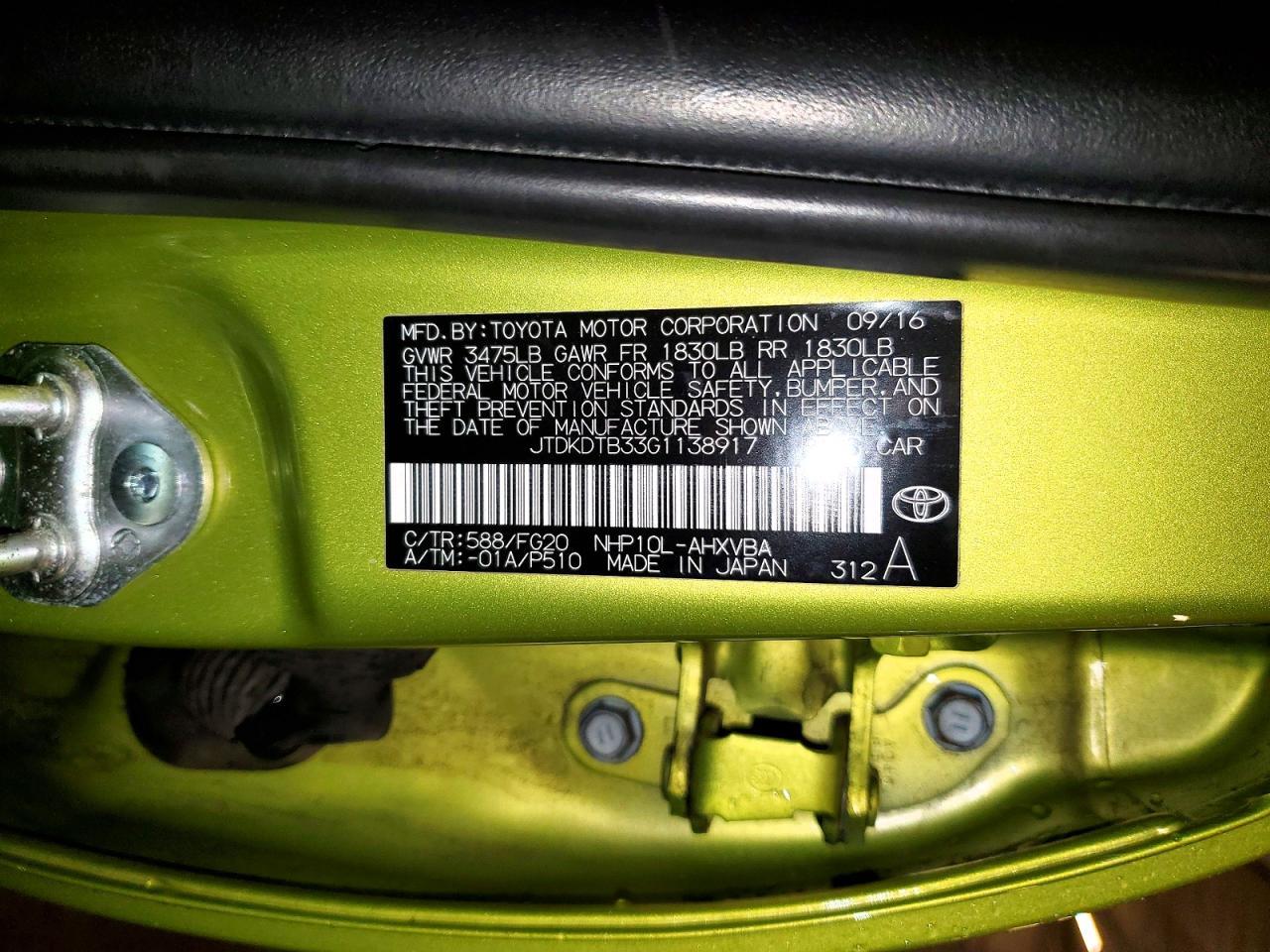 2016 TOYOTA Prius c