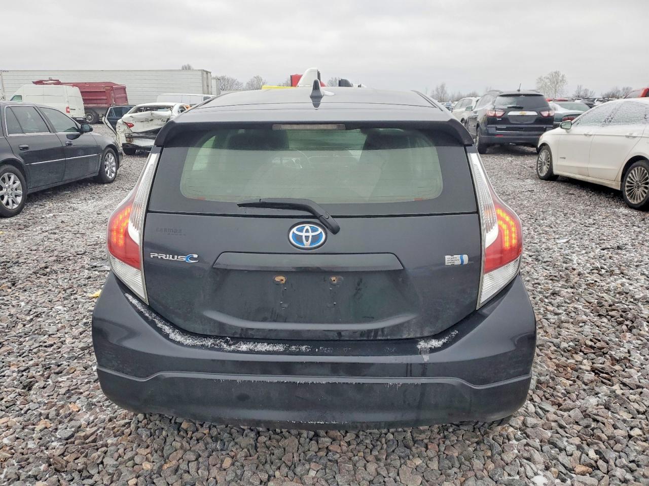 2017 TOYOTA Prius c