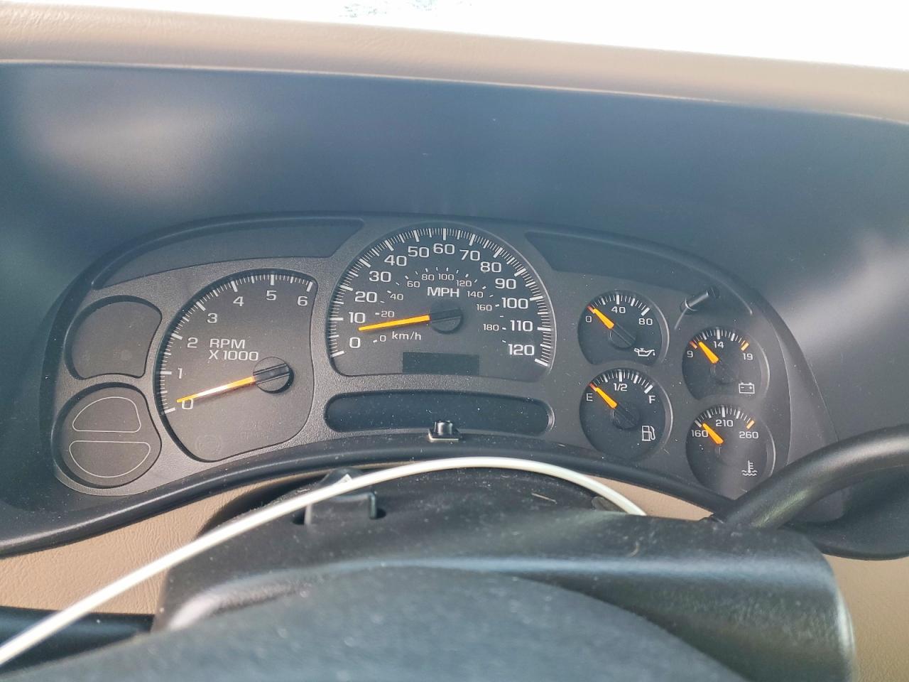 2003 CHEVROLET Suburban
