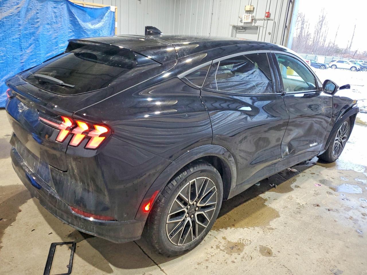 2024 FORD Mustang Mach-E