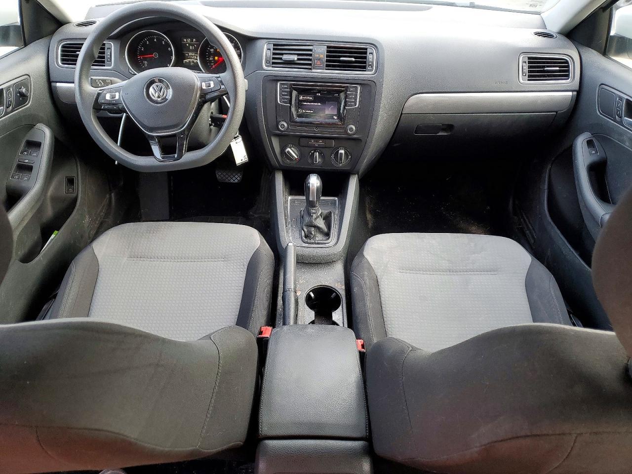 2018 VOLKSWAGEN JETTA
