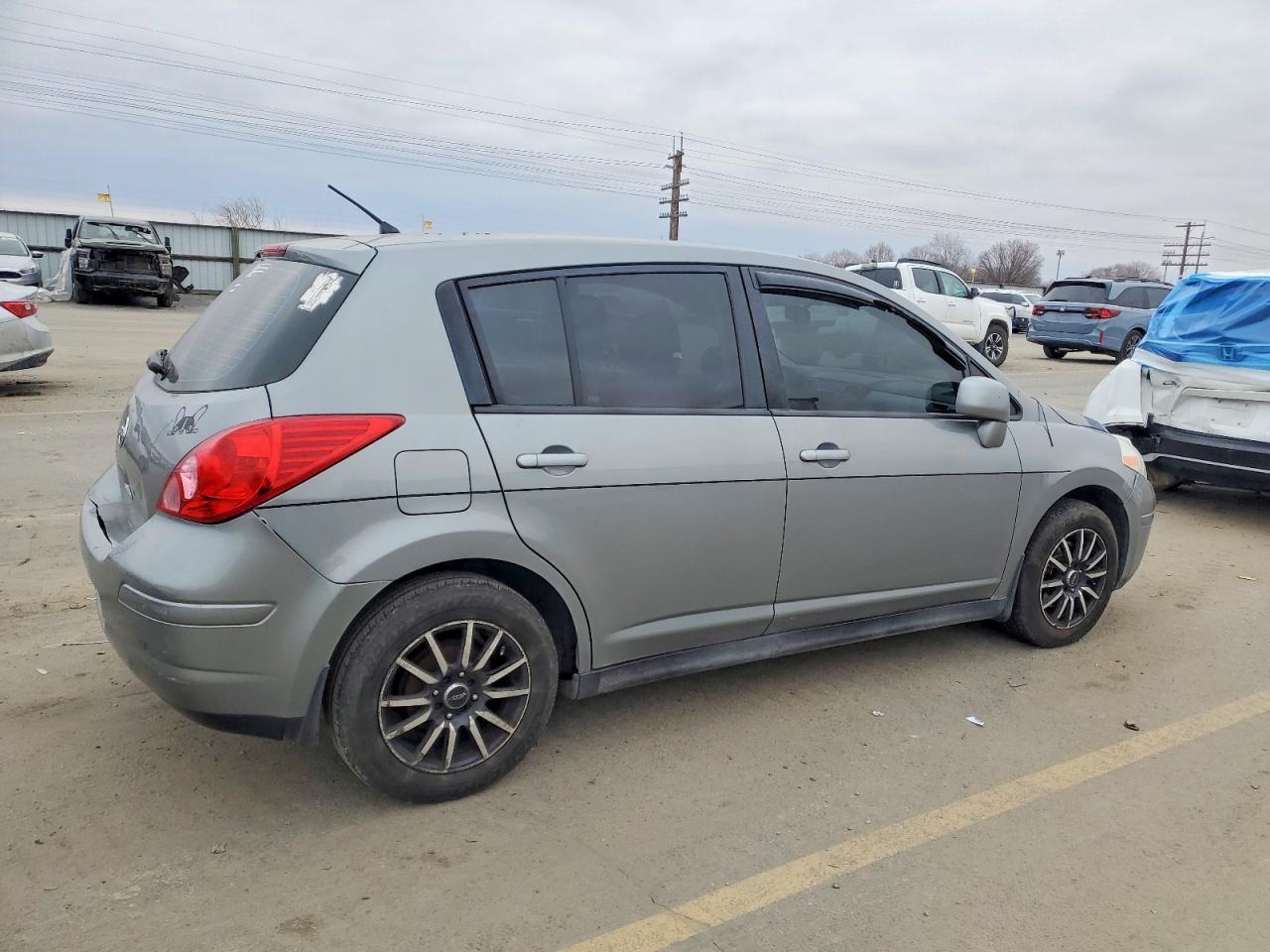 2012 NISSAN VERSA