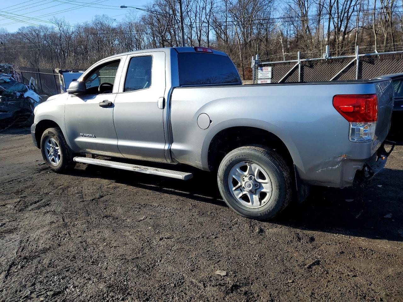 2012 TOYOTA TUNDRA